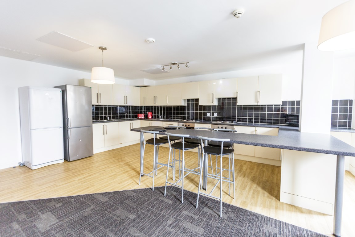  Silver EnSuite  -  AXO Islington  - Gallery -  2