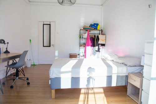 Attractive single bedroom with balcony