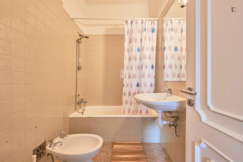 Appealing single bedroom with balcony