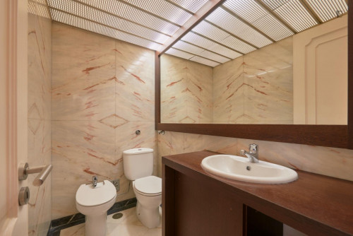 Appealing single bedroom with balcony