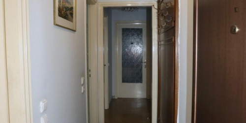 Spacious double bedroom in Vathi