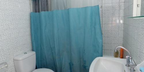 Spacious double bedroom in Vathi