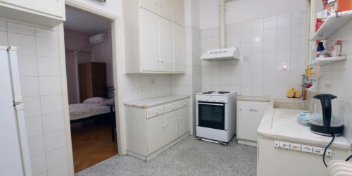 Spacious double bedroom in Vathi