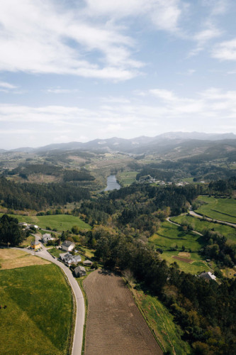 Rural Stunning House Close w/ Outdoor Views