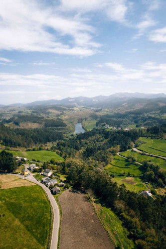 Rural Stunning House Close w/ Outdoor Views