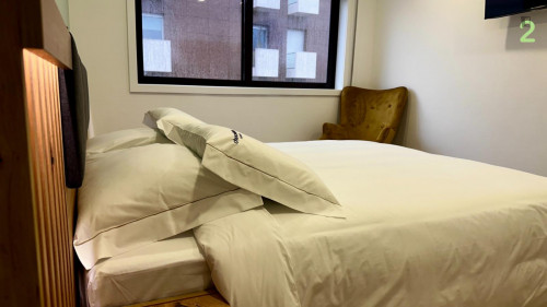 Great double bedroom next to Viana do Castelo train station