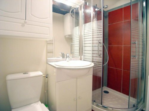 Spacious studio apartment in St Victor  - Gallery -  5