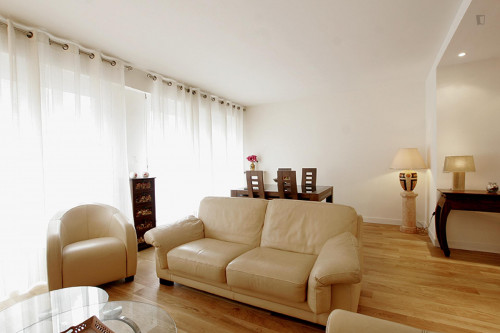 Charming 2-bedroom apartment near Tour Eiffel  - Gallery -  5