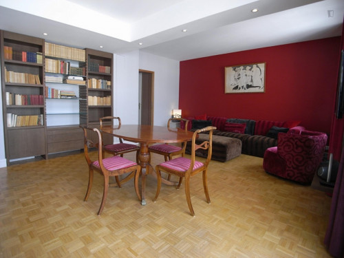 Classy 2-bedroom apartment in Grenelle, near Avenue Émile Zola metro station - Gallery - 10