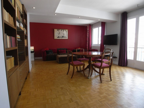Classy 2-bedroom apartment in Grenelle, near Avenue Émile Zola metro station - Gallery - 16