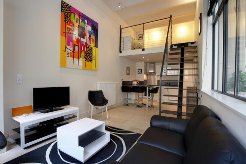 Nice studio flat near Filles du Calvaire metro station