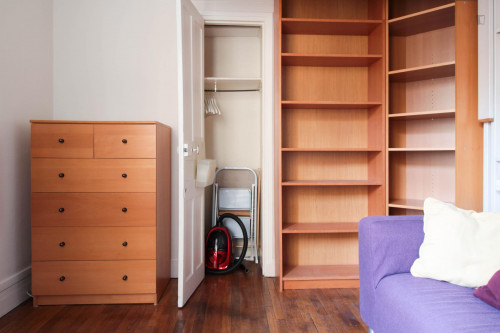 Bright Studio Batignolles  Separate Kitchen  Bathroom  Elevator  Double Bed - Gallery - 10