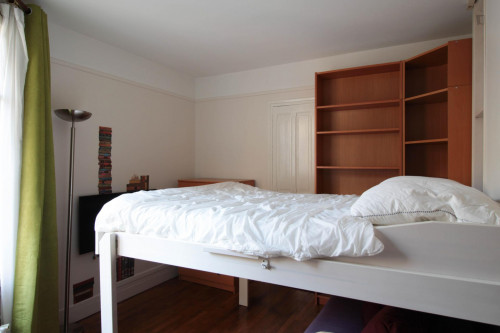 Bright Studio Batignolles  Separate Kitchen  Bathroom  Elevator  Double Bed - Gallery - 15