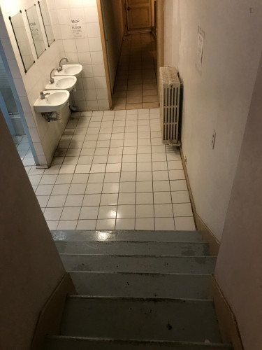 single bedroom in student residence - Gallery - 14