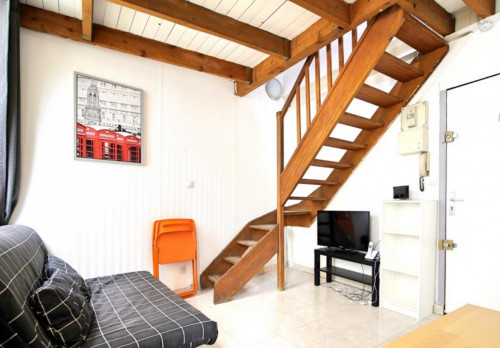 Elegant 1-bedroom apartment in Lodi