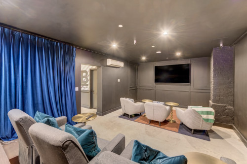 The Williamsburg House