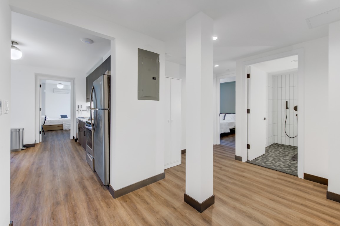  Standard  -  The Williamsburg House  - Gallery -  6