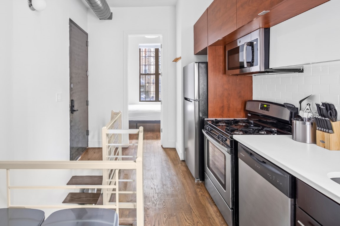  Standard  -  The Clark House  - Gallery -  21