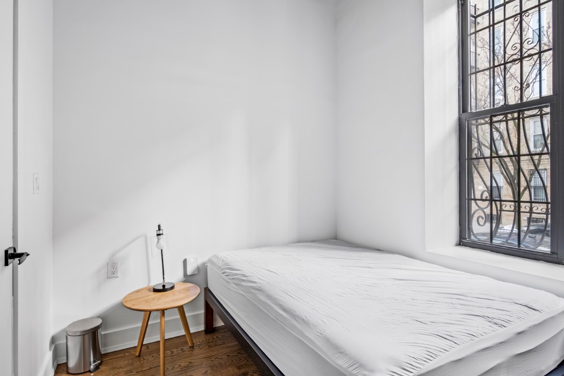  Standard  -  The Clark House  - Gallery -  12