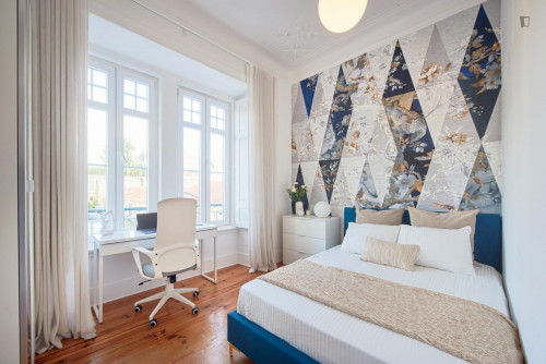 Great looking single bedroom in a property with balcony