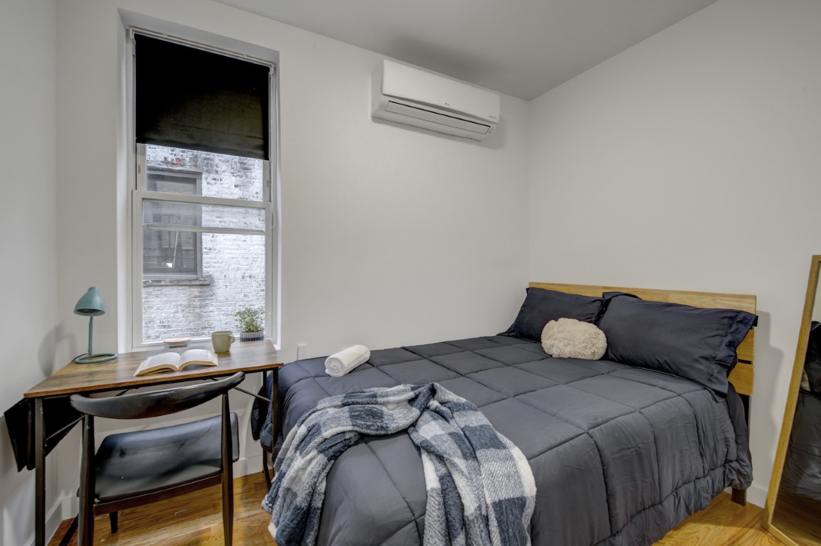 Standard Large - 11