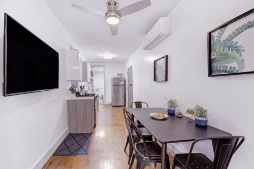 The Myrtle House - Gallery - 10