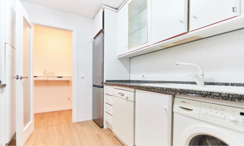Spacious single bedroom in Tiro de Línea - Gallery - 13