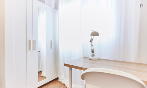Spacious single bedroom in Tiro de Línea - Gallery - 27