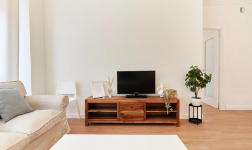 Spacious single bedroom in Tiro de Línea - Gallery - 22