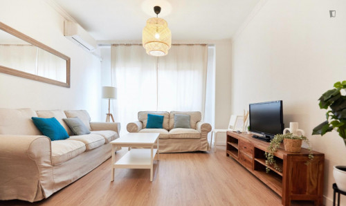 Spacious single bedroom in Tiro de Línea - Gallery - 23