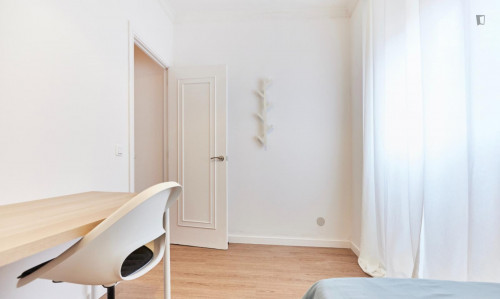 Inviting single bedroom in Tiro de Línea