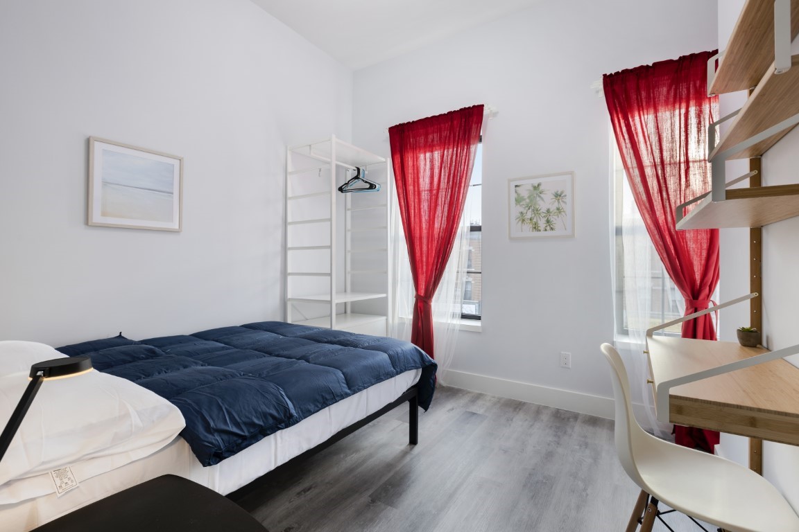 Private Economy Room - 3