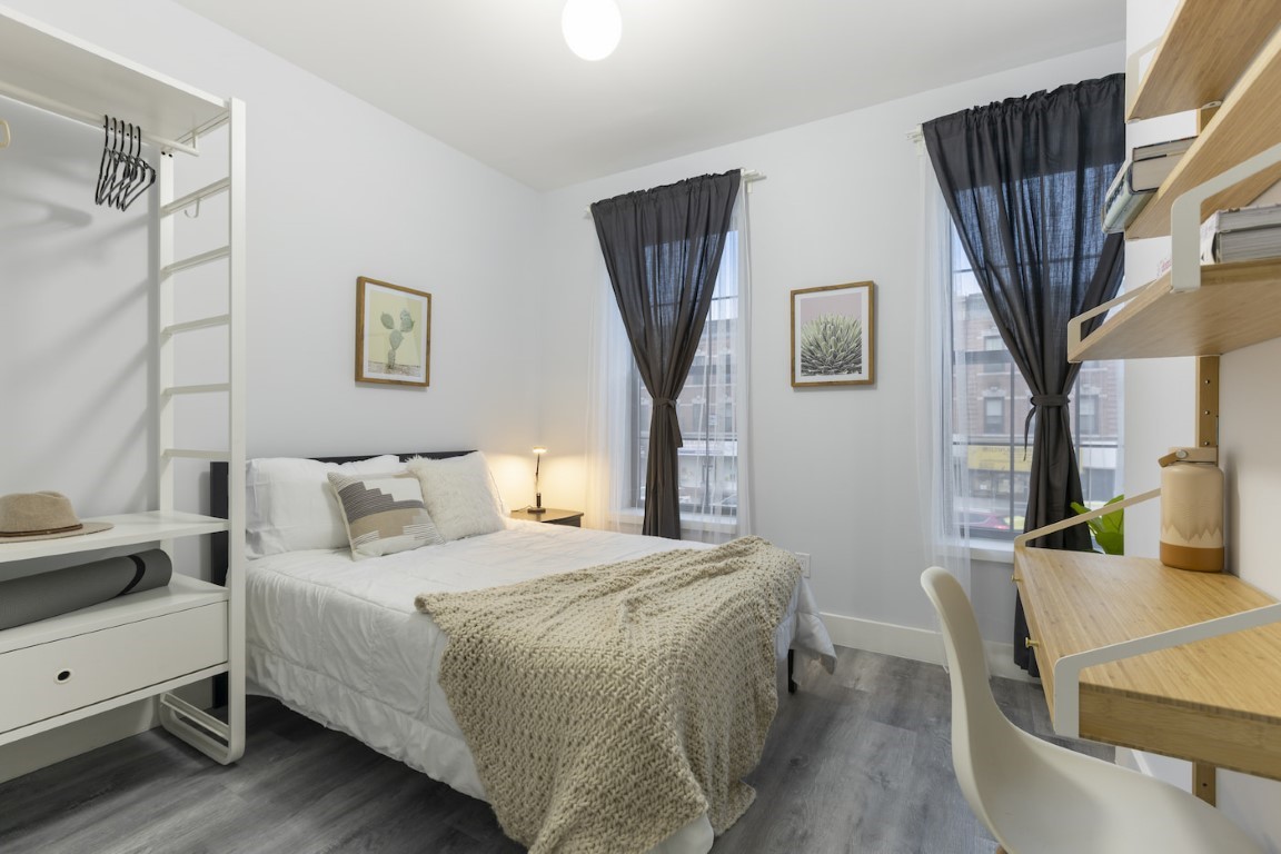 Private Standard Room - 1