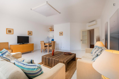 Beautiful and sunny 2-bedroom flat in Portimão - Gallery - 21