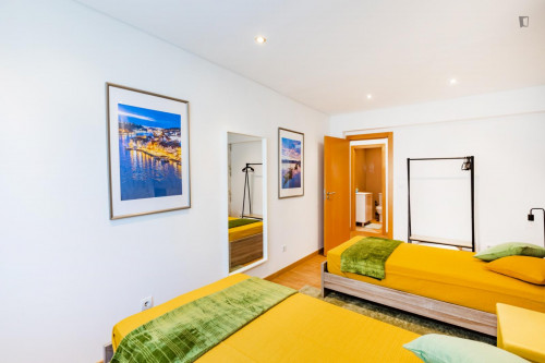 Stylish 3-bedroom apartment in Canidelo - Gallery - 5