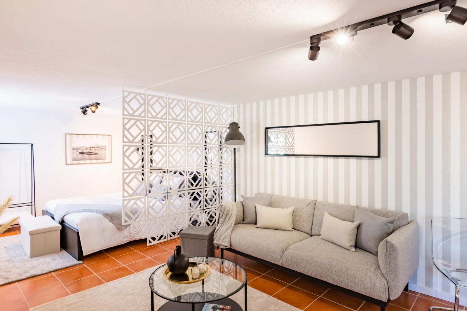  Lovely Studio In Canidelo  -  Lovely studio in Canidelo  - Gallery -  1