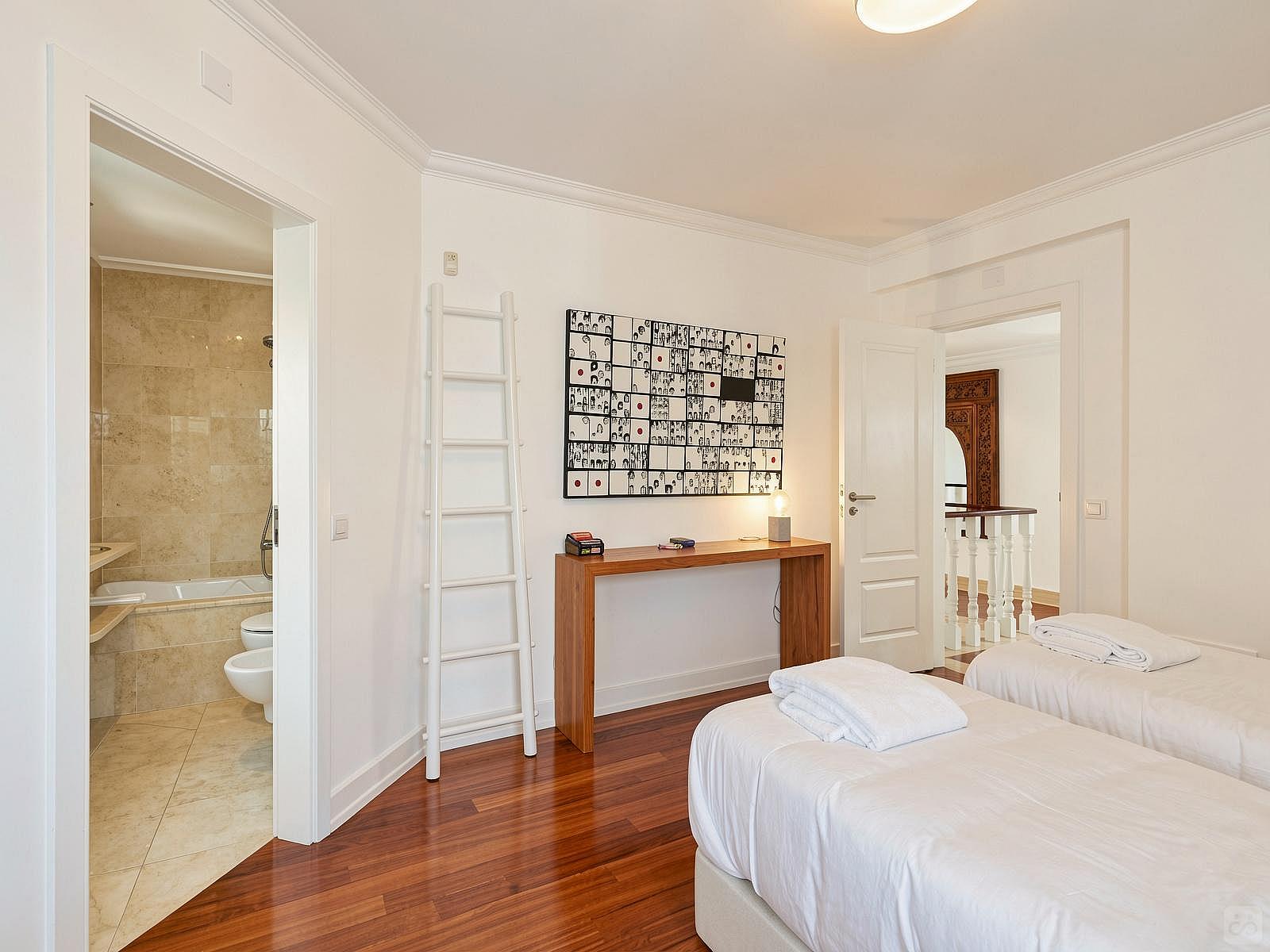 Private Room 1 - 3