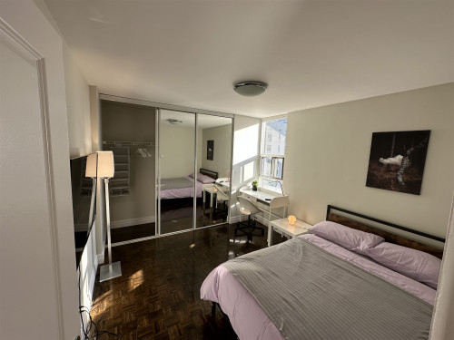 Financial District - Dundonald St