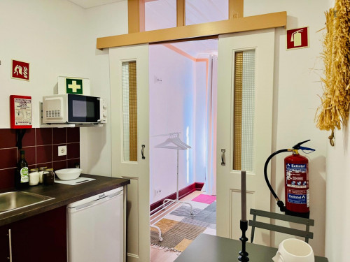 Contemporary 1-bedroom flat next to Sé Nova - Gallery - 7