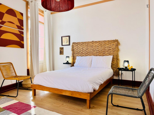 Contemporary 1-bedroom flat next to Sé Nova