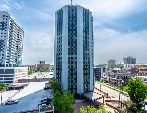 The Tower At Third  - Gallery -  4