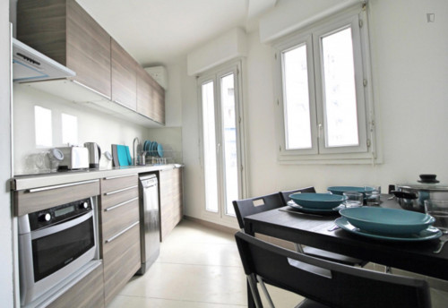 Large bright bedroom - 27m² - MA1