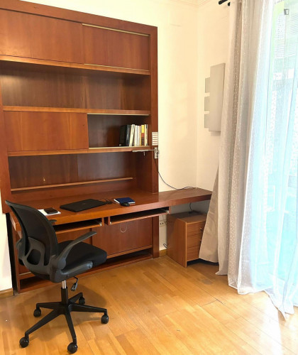 Comfy single bedroom in Reus close to Casa Navàs