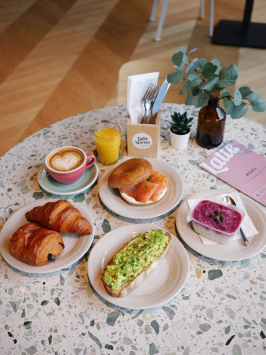 Lorzenparkstrasse Collective - Gallery - 10