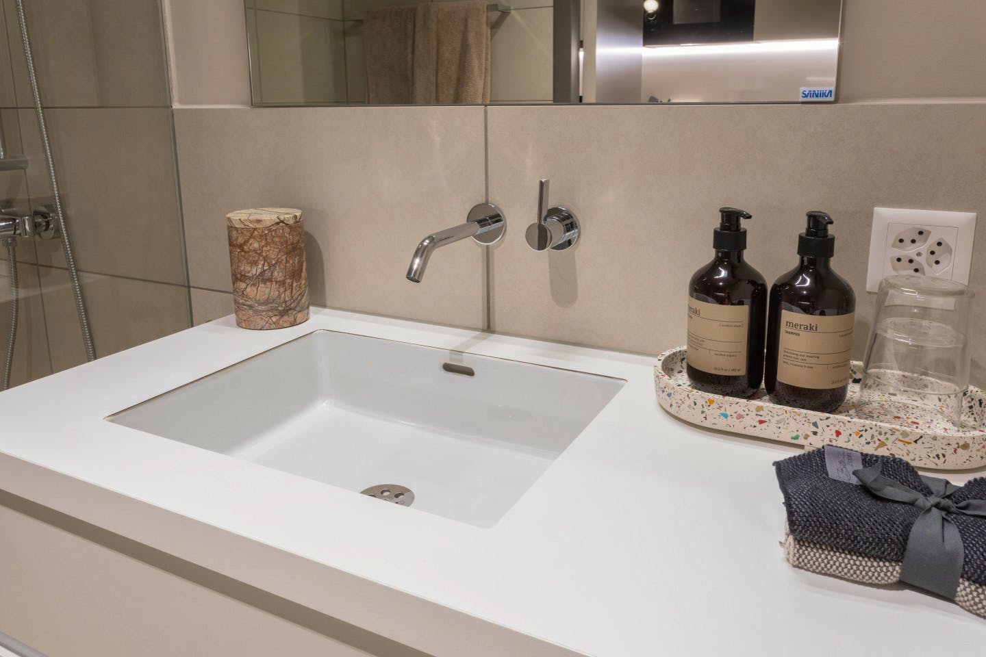  ARC 2-Bedroom MEDIUM  -  Stylish apartment near Cham Lorzenpark Bus Stop  - Gallery -  13