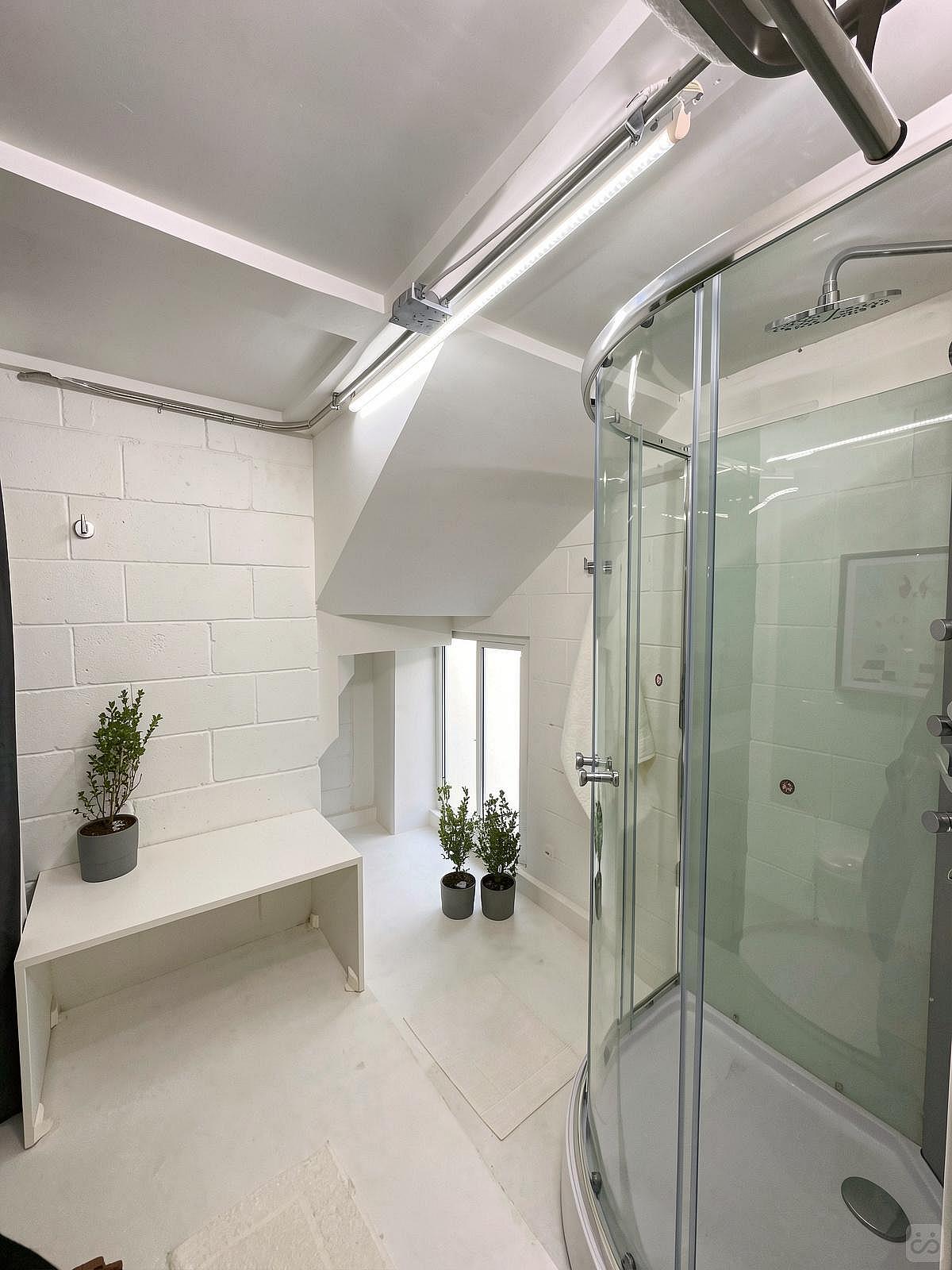 Private Two-Level Loft - 59