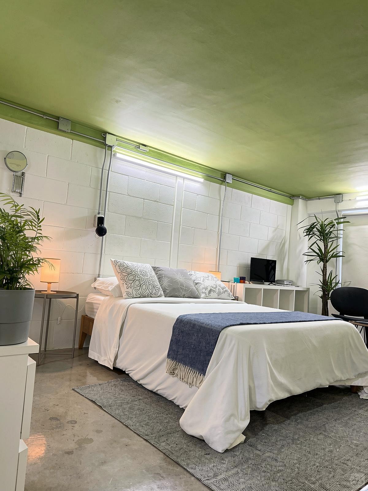 Private Two-Level Loft - 51