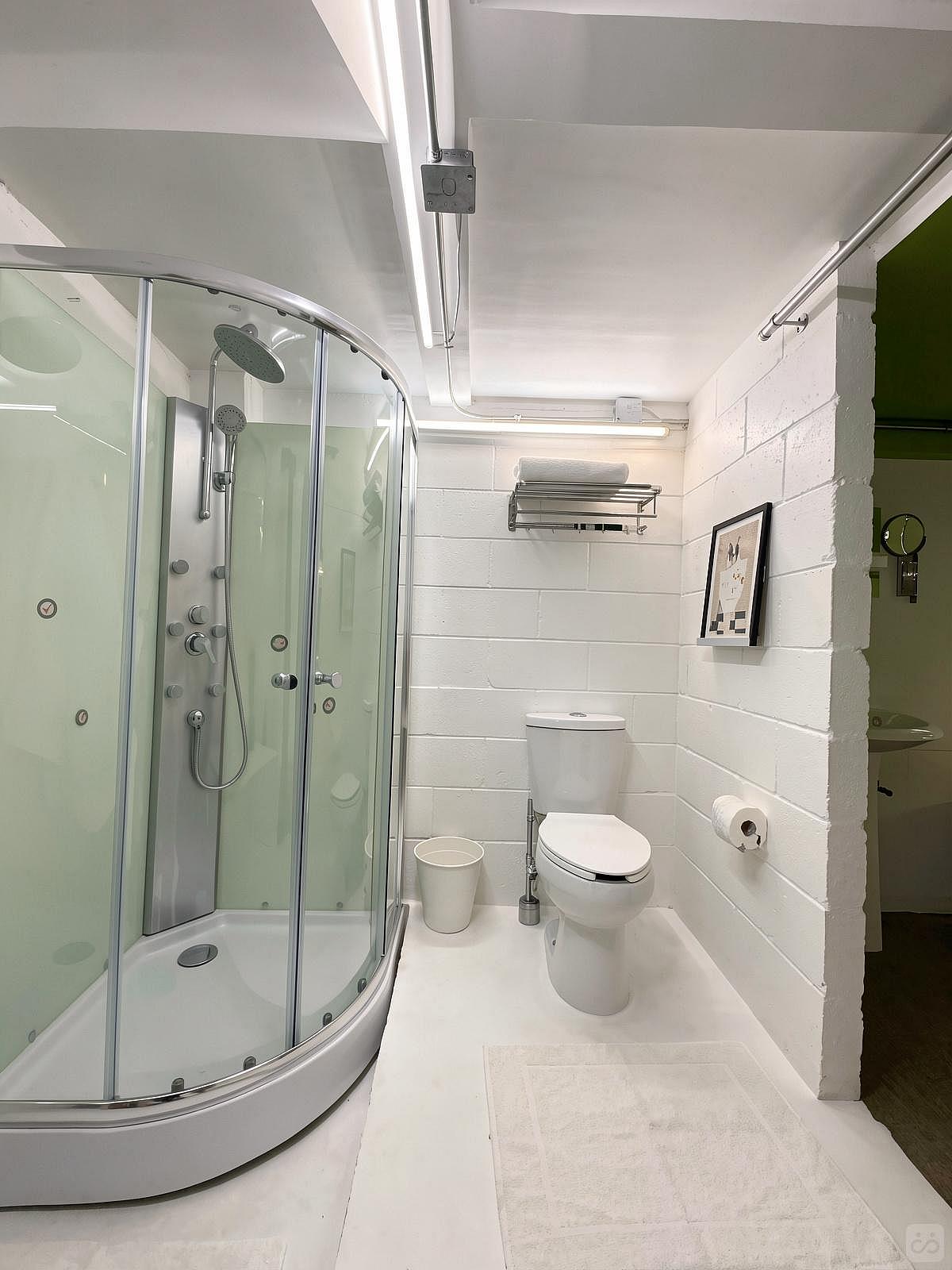 Private Two-Level Loft - 60