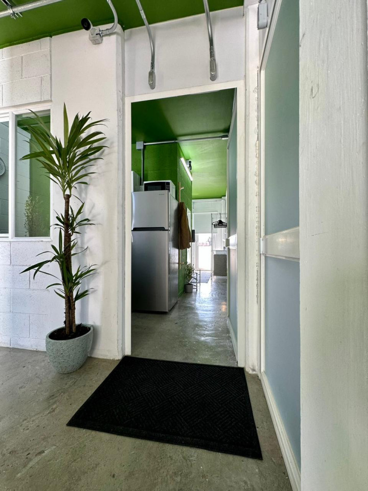 Private Room With Patio - 31