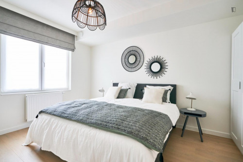 Luminous Double Bedroom Apartment in Brussels - Gallery - 18